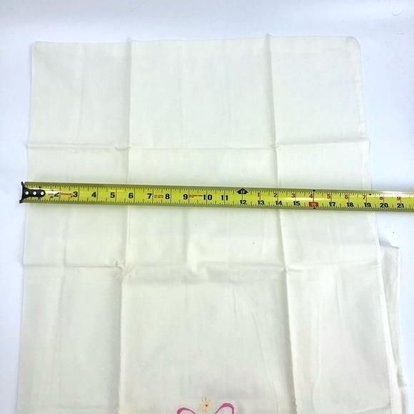 Vintage Hand Embroidered Pillowcases Checkered Heart Bow Pink Green Floral Set - Picture 10 of 11